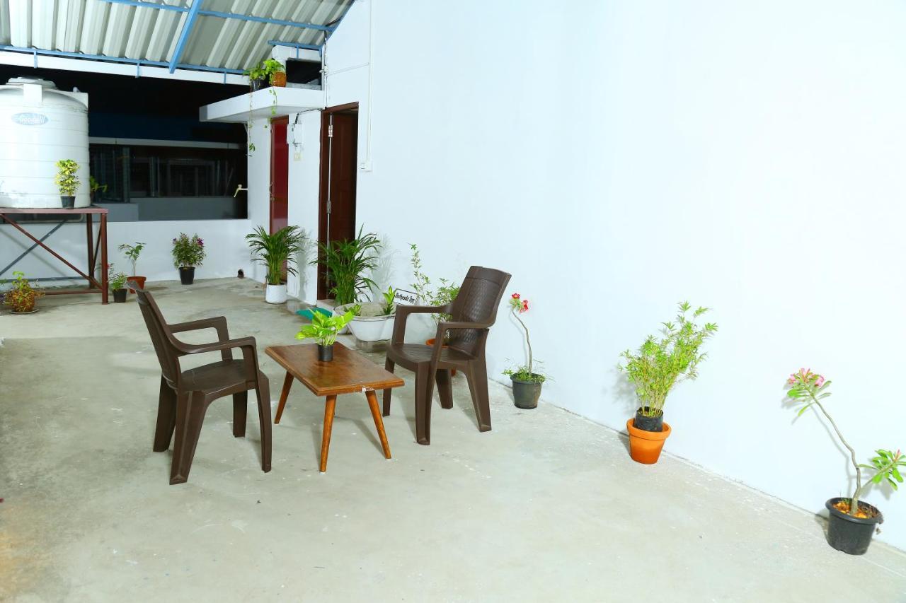 Bethesda Inn Kochi Exteriör bild