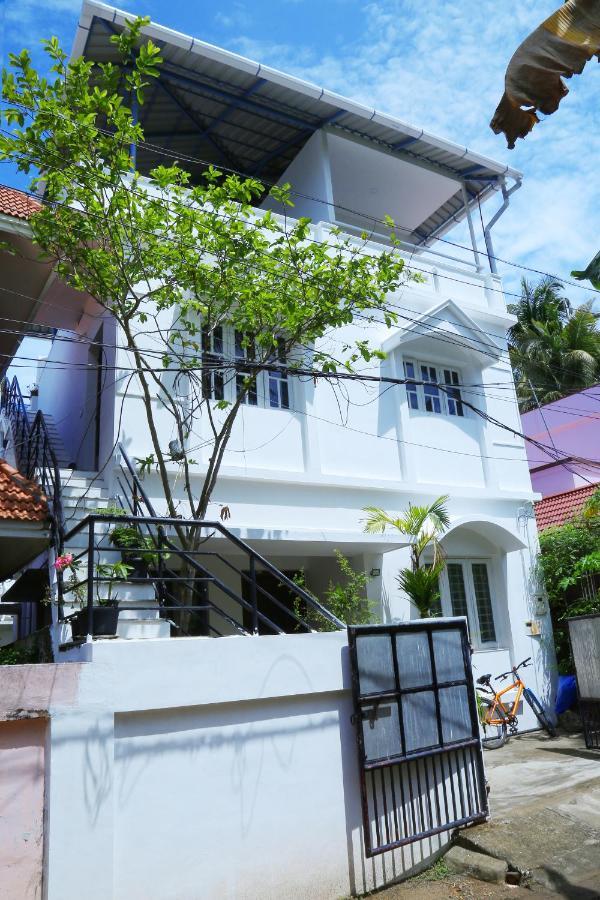 Bethesda Inn Kochi Exteriör bild