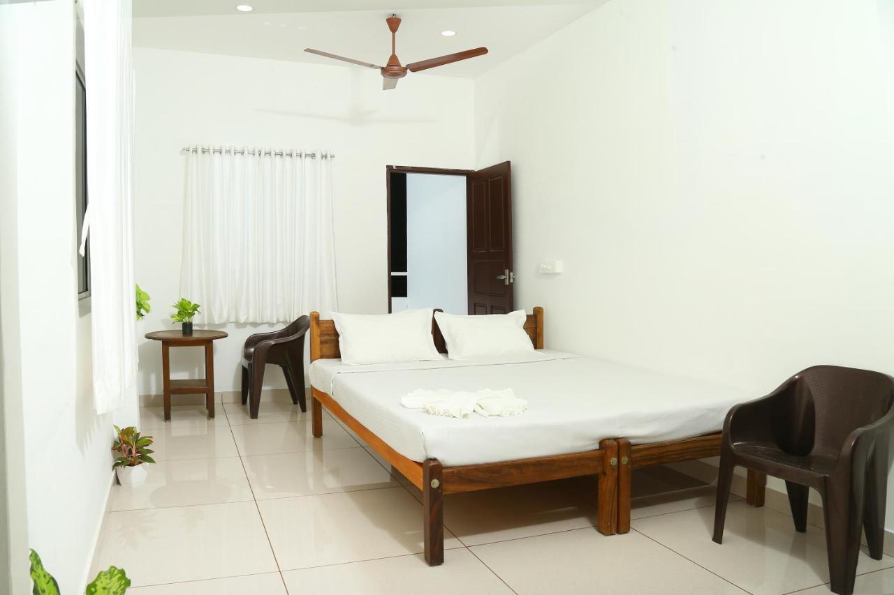 Bethesda Inn Kochi Exteriör bild