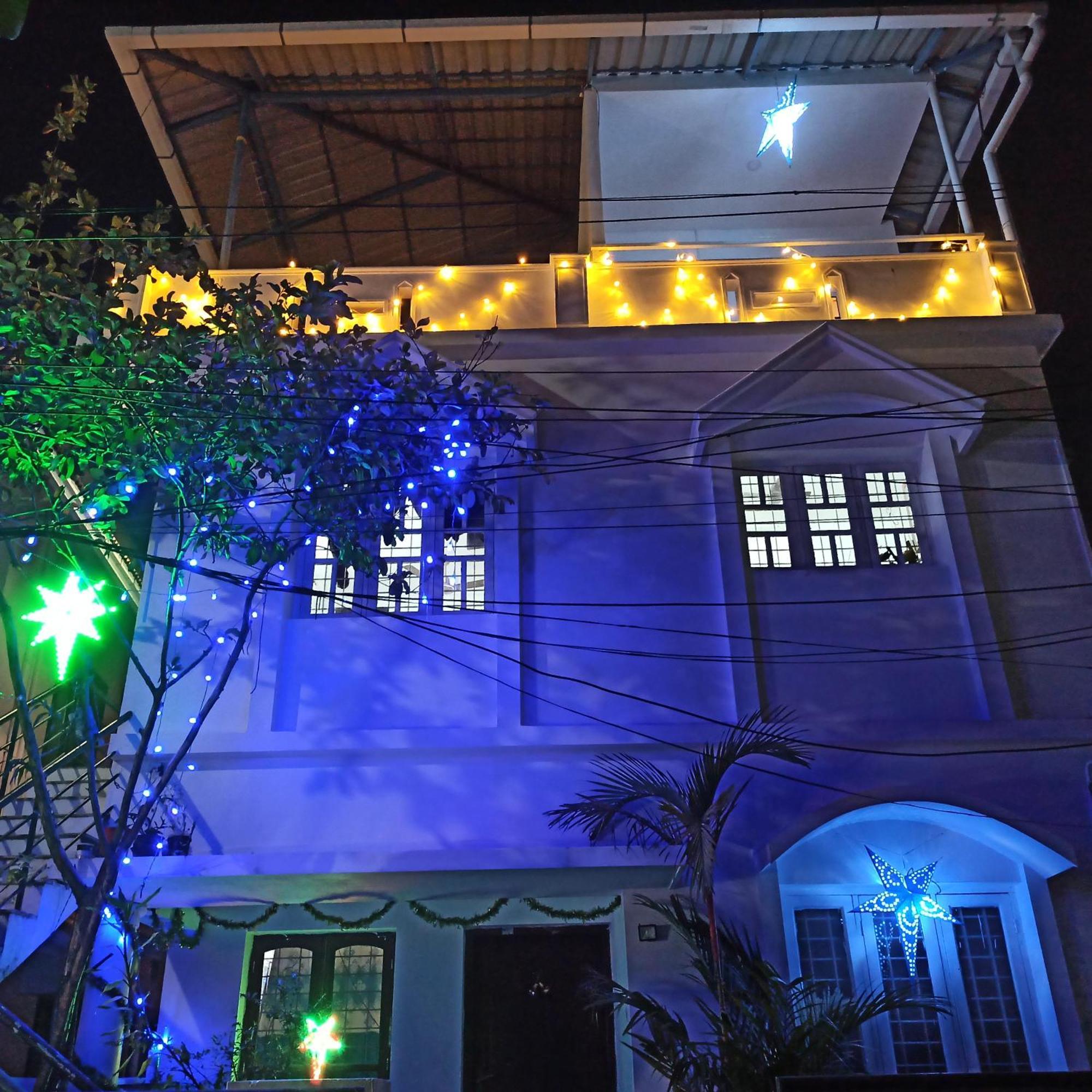 Bethesda Inn Kochi Exteriör bild