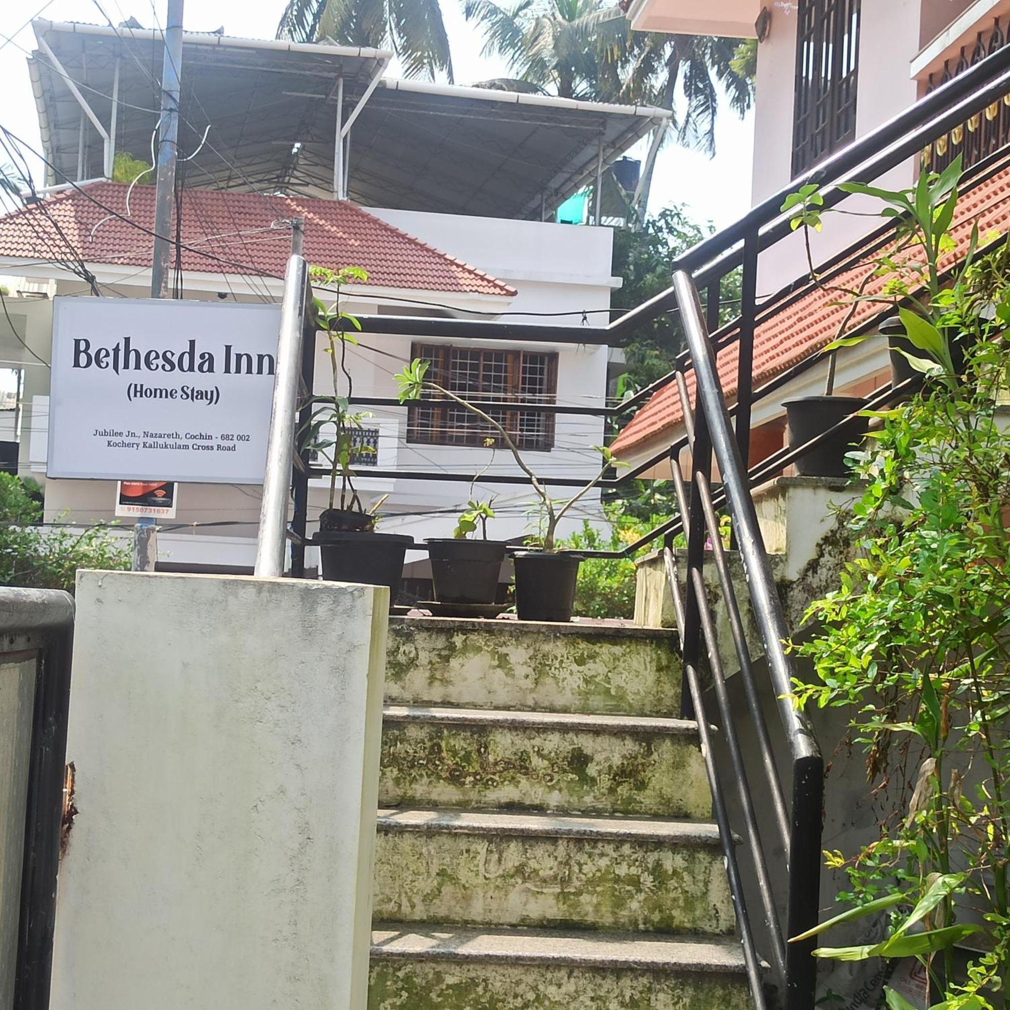 Bethesda Inn Kochi Exteriör bild