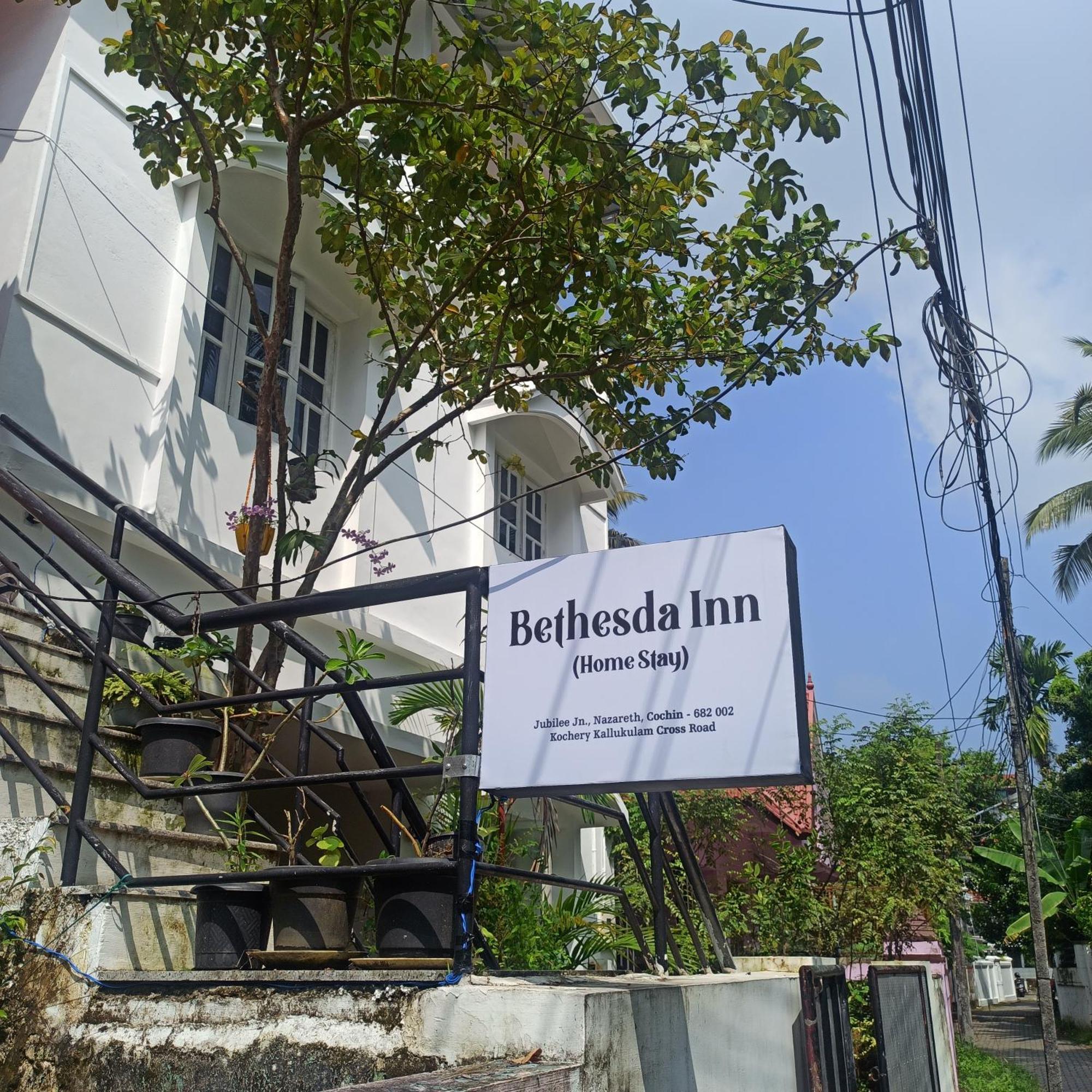 Bethesda Inn Kochi Exteriör bild