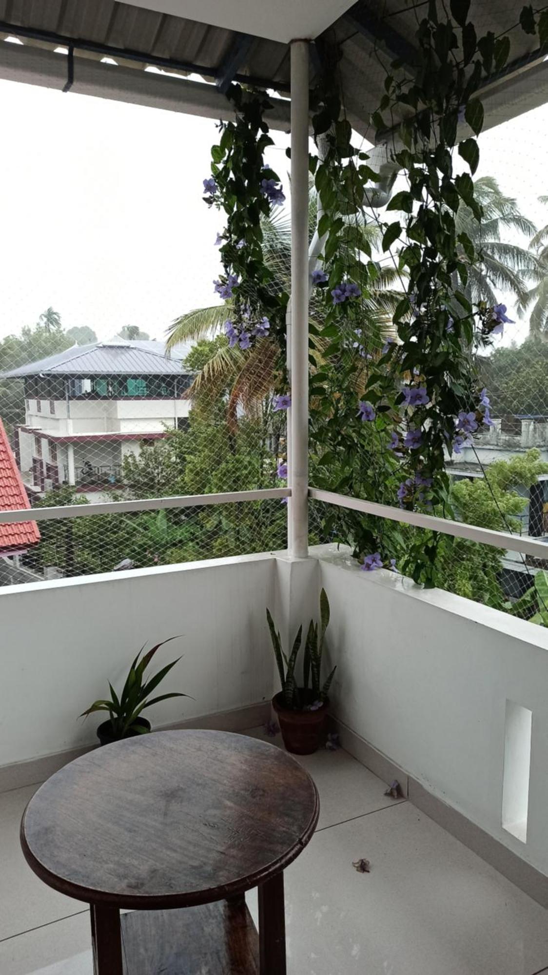 Bethesda Inn Kochi Exteriör bild